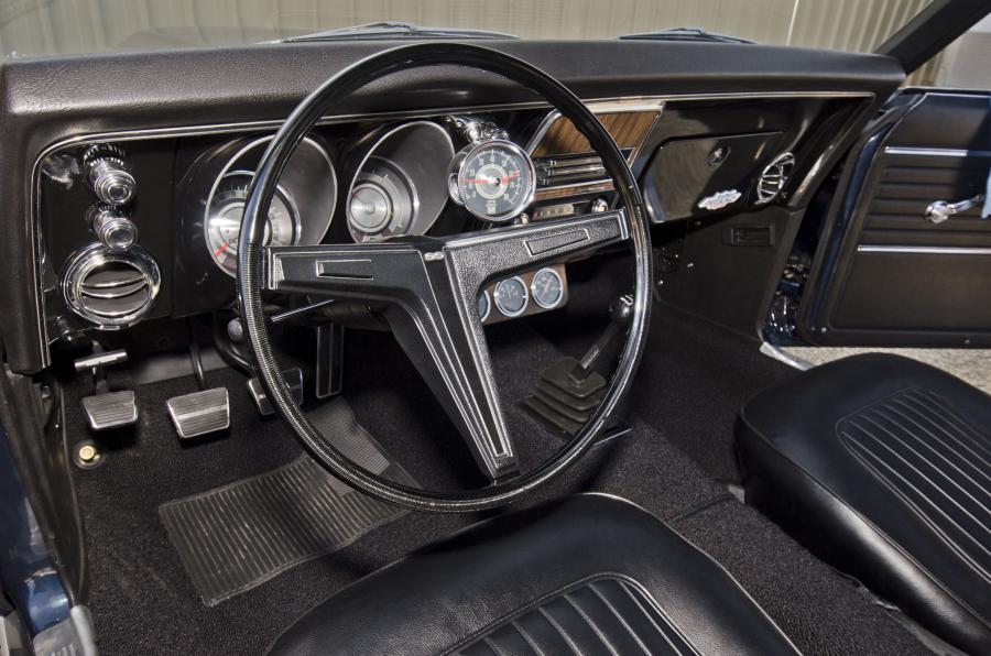  Chevrolet COPO Camaro Yenko SS 427 1968 года  (фото 8 из 10)